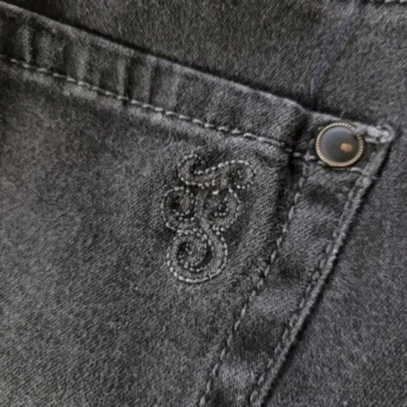 Jessica Simpson Kiss Me Jegging - Picture 9 of 10